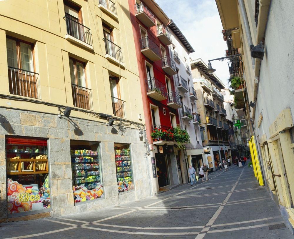 Hostal Arriazu Pamplona Exterior foto